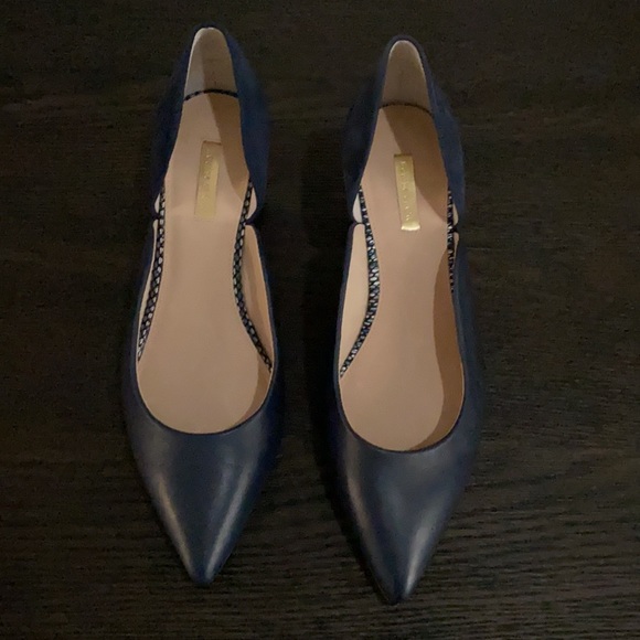 Navy block heel pumps - Picture 2 of 5